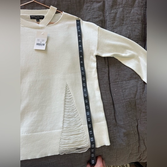 Central Park West | Stevie Distressed Sweater - Picture 10 of 10